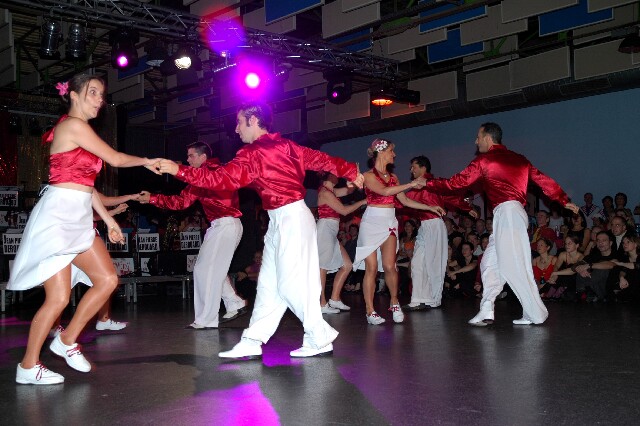min 2005 11 12 fous swing 186